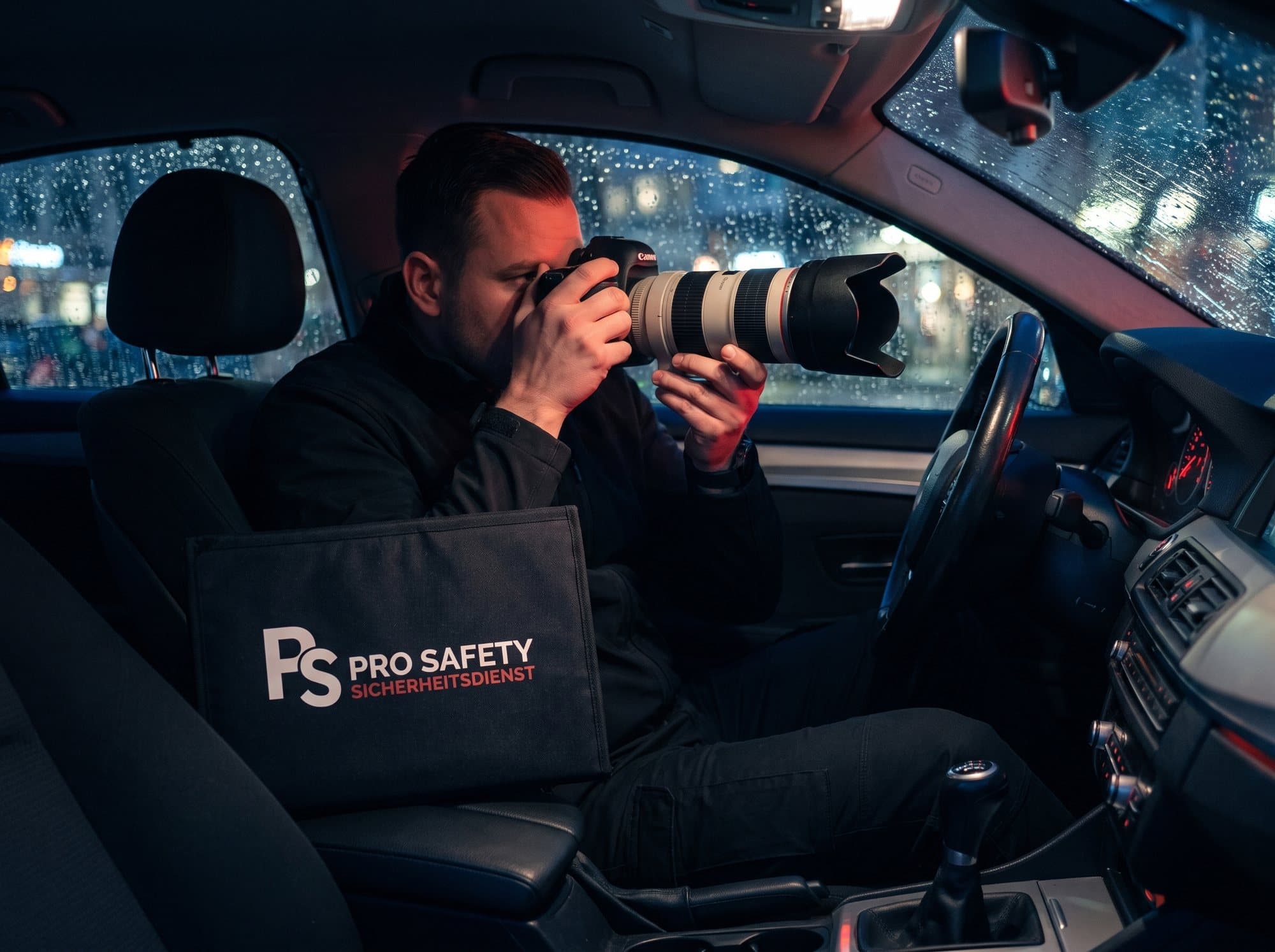 Diskrete Observation durch einen Ermittler von Pro Safety